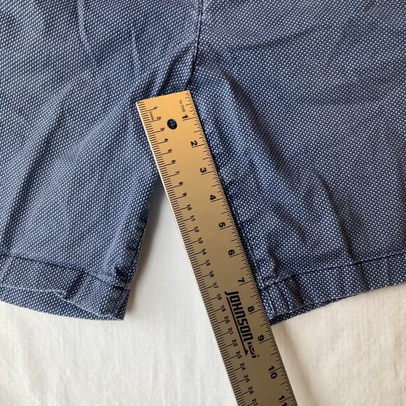 Michael Kors Men Flat Front Khaki Shorts size 30, Blue - Picture 5 of 11